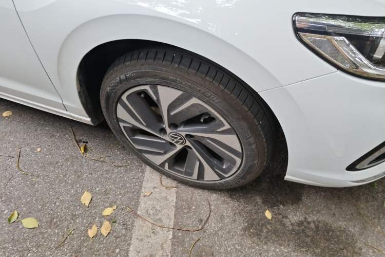 Used Volkswagen Bora 2025 300TSI DSG Prestige Edition