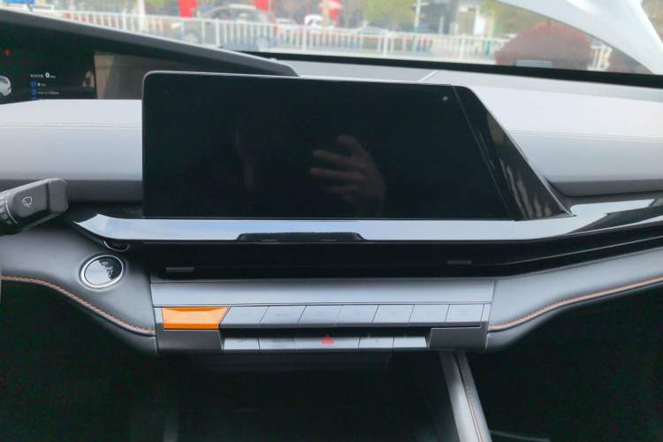 Used CHANGAN UNI-V 2022 1.5T Prestige Version