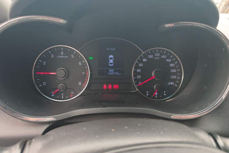 Used Kia K3 2015 1.6L Manual GL
