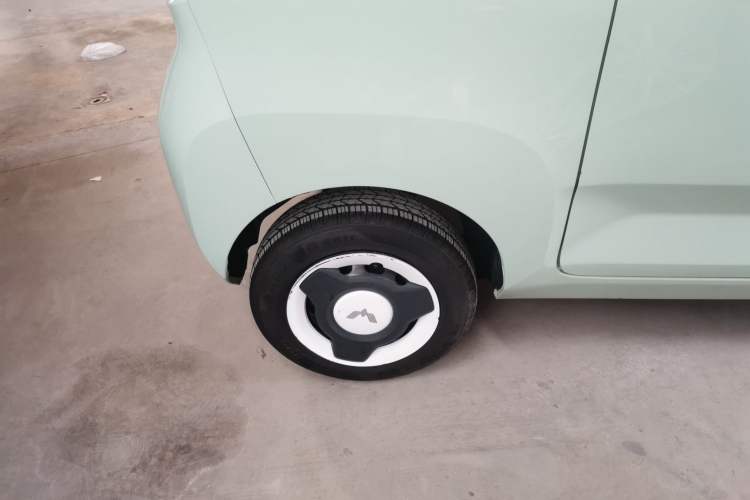 Used Wuling Hongguang MINIEV 2022 Macaron Premium Model – Lithium Iron Phosphate Exterior 5