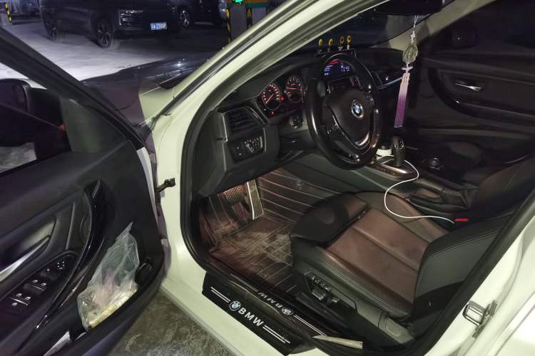 Used BMW 3 Series 2018 318Li
