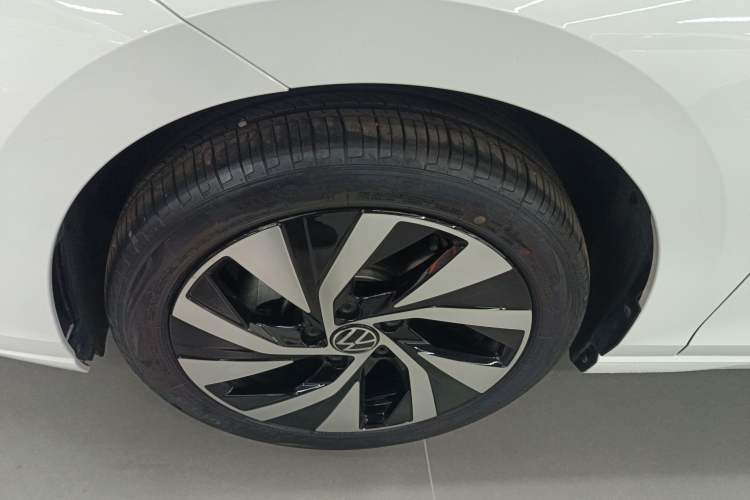 Used Volkswagen Golf 2025 Facelifted 300TSI Pro
