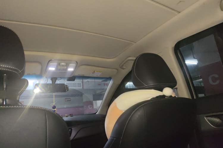 Used Geely Auto Emgrand GS 2016 Sport Edition 1.3T Automatic LingShang Model Headliner