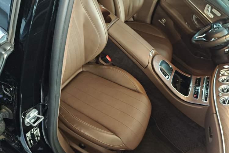 Used Mercedes-Benz E-Class 2020 E 300 L Luxury Model
