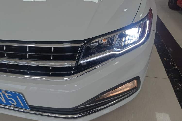 Used Volkswagen Bora 2020 1.5L Automatic Elite Version Left Front Headlight