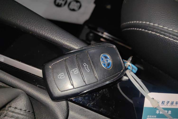 Used Toyota FRONTLANDER 2023 2.0L Smart Electric Hybrid Dual-Engine Deluxe Version