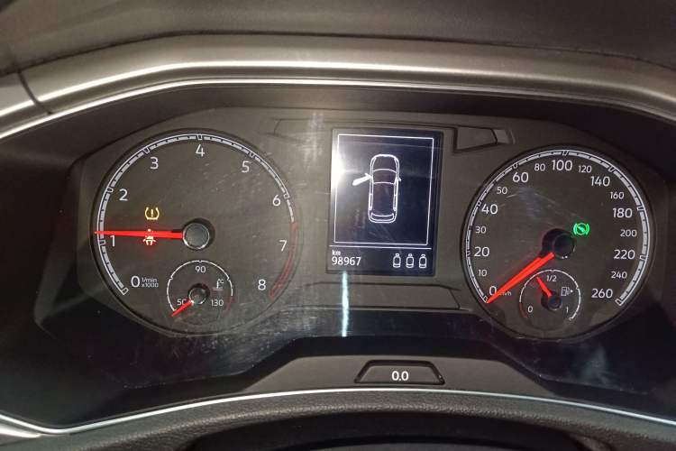 Used Volkswagen T-ROC 2018 230TSI DSG Two-Wheel Drive Advanced Version China V Standard