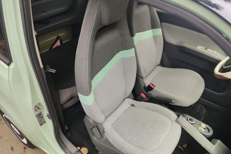 Used Wuling Hongguang MINIEV 2022 Macaron Premium Model – Lithium Iron Phosphate