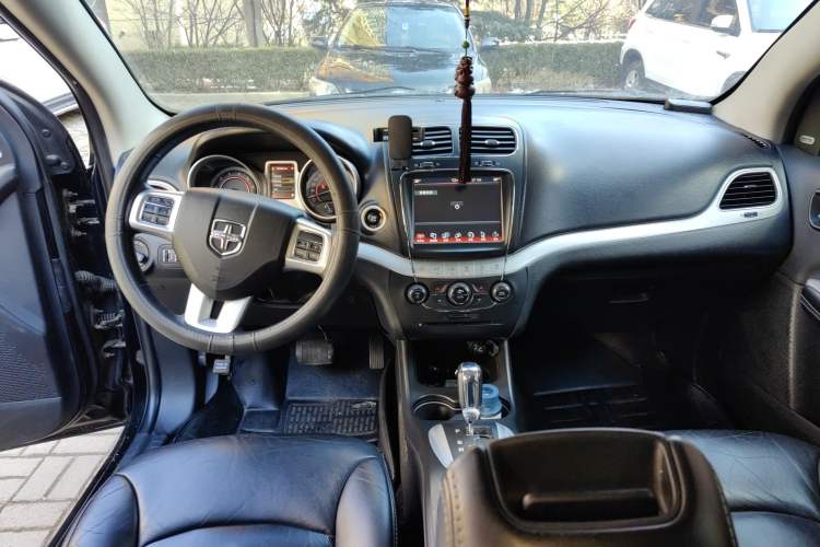 Used Dodge Journey 2013 2.4L Two-Wheel-Drive Smart Edition