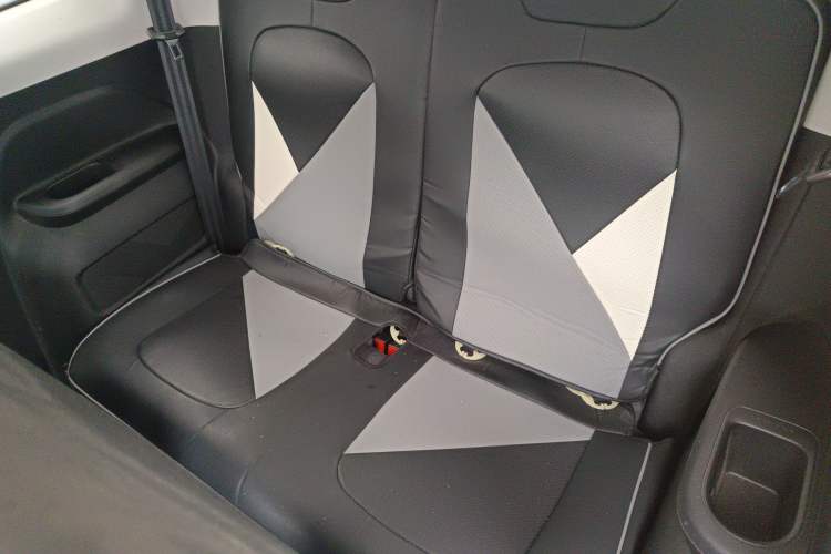 Used Cowin October 2023 201km Wave Rider Edition