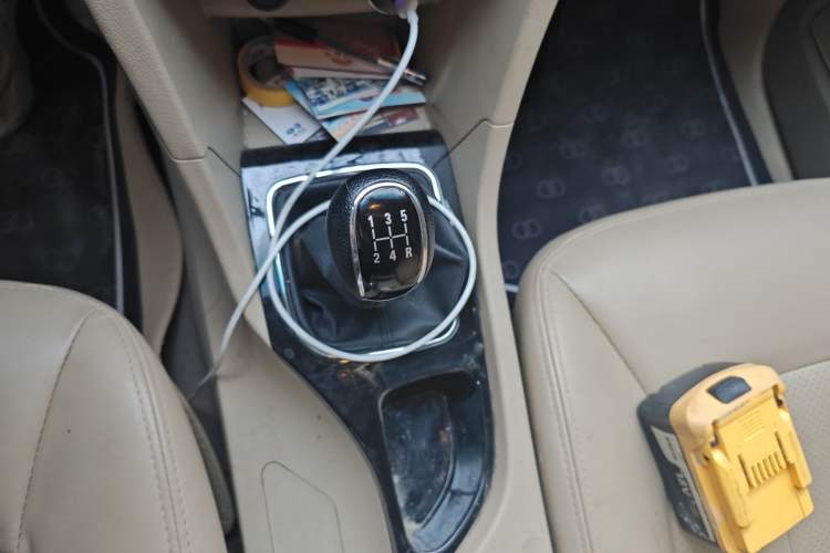 Used Baojun 730 2016 1.5L Manual Comfort Version 7 Seats China V Emission Standard