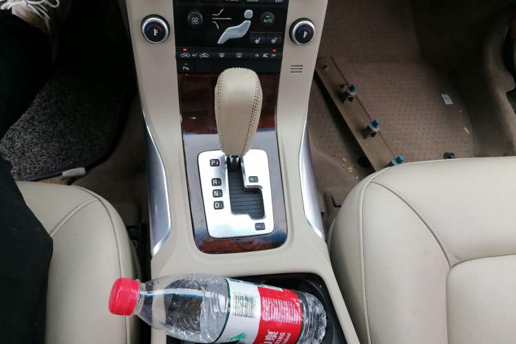 Used Volvo S80L 2009 3.0T AWD Zhiya Edition
