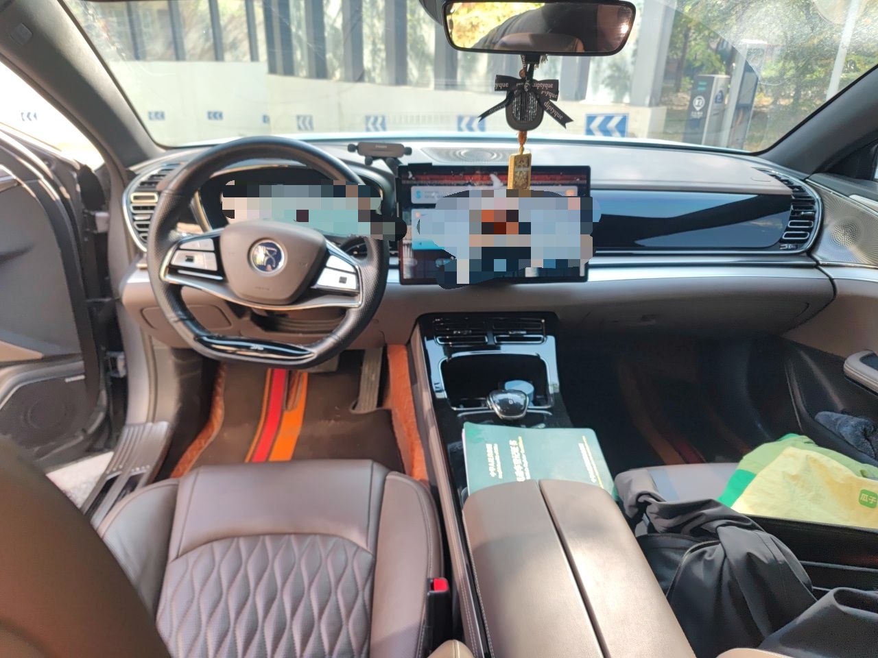 BYD Han 2023 DM-i Champion Edition 121KM Prestige Model - Executive — снимка 6
