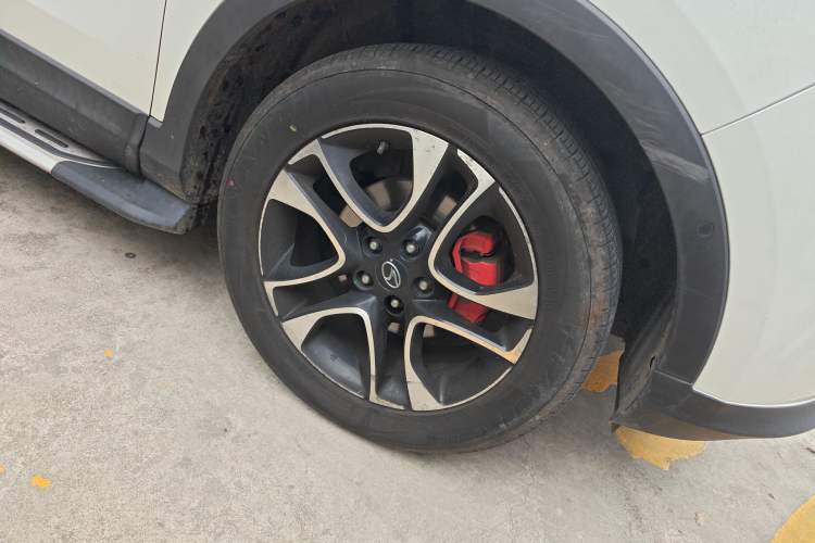 Used Soueast DX7 2015 1.5T Automatic Prestige Model
