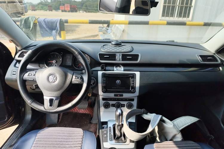 Used Volkswagen Magotan 2013 2.0 TSI Luxury Model