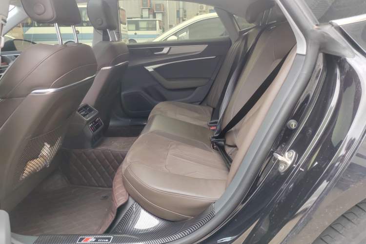 Used Audi A7L 2022 45 TFSI S-line Dream-Building Edition
