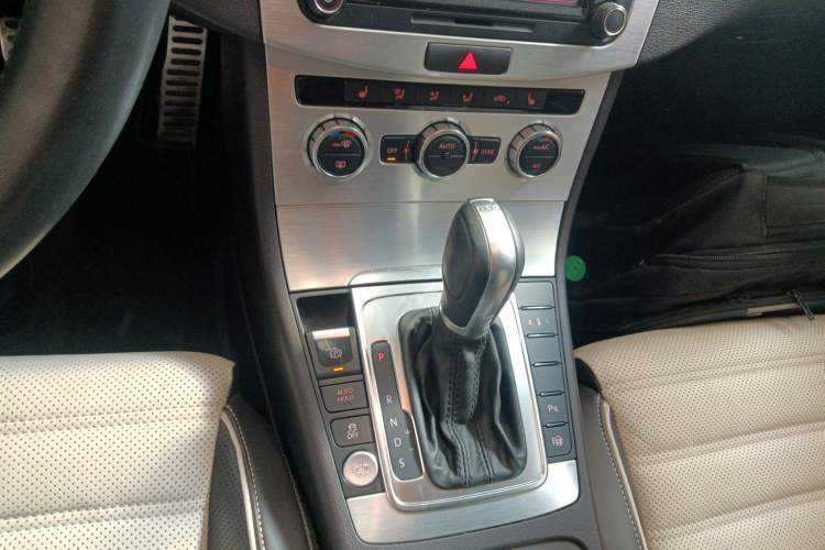 Used Volkswagen FAW-Volkswagen CC 2013 3.0 FSI V6