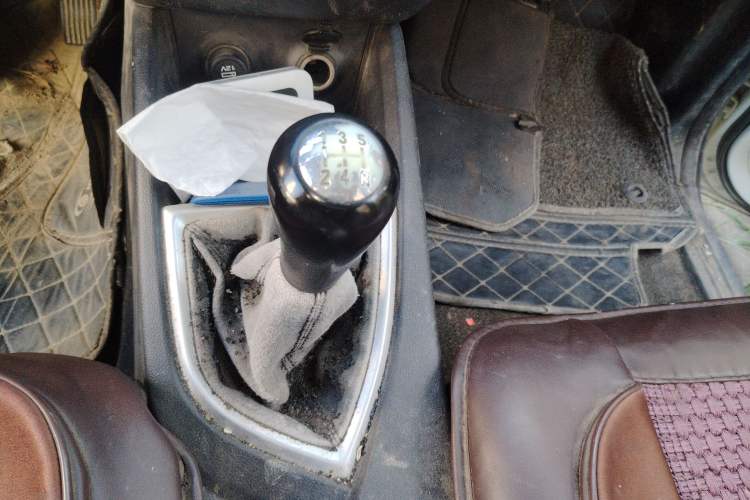 Used CHANGAN KAICHENG Ounuo S 2017 1.5L Ouno S Value Edition EA15-AB Gear Lever