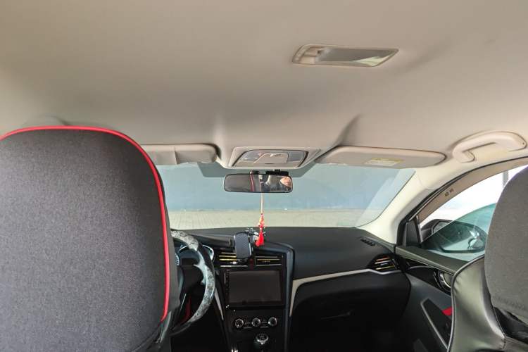 Used Venucia D60 2018 1.6L Manual Fashion Edition