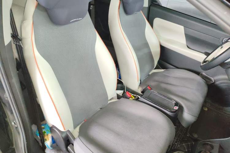 Used Chery QQ Little Ant 2024 Edition Youth Version 321 km Beloved Version 29.23 kWh Right Front Seat