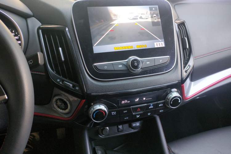 Used Changan CS55 2018 1.5T Automatic Colorful Edition China V Standard
