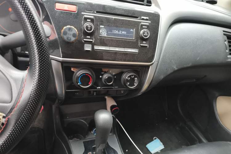 Used Honda City 2017 1.5L CVT Comfort Version Audio And AC Panel