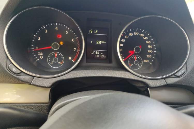 Used Volkswagen Golf 2012 1.6 Manual Fashion Edition

