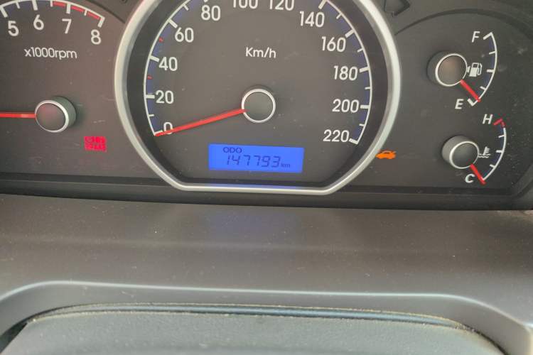 Used Hyundai Celesta 2010 1.6L MT GL Odometer Close Up