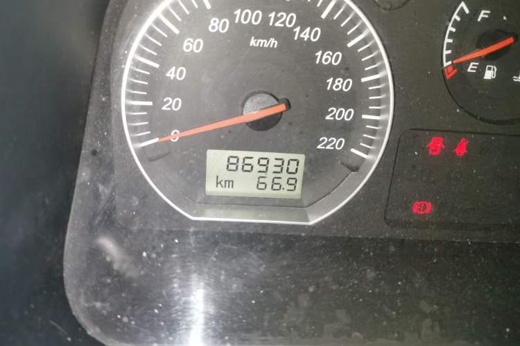 Used Jinbei Express 2018 2.0L Standard Version V19
