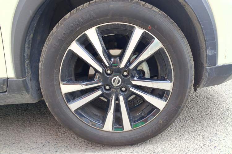 Used Nissan Kicks 2021 1.5L XL CVT Cool Enjoyment Edition Right Front Wheel Hub