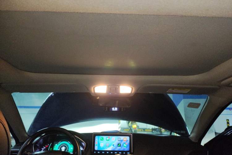 Used Hyundai Lafesta 2019 280TGDi Smart Speed Version China VI Standard Headliner