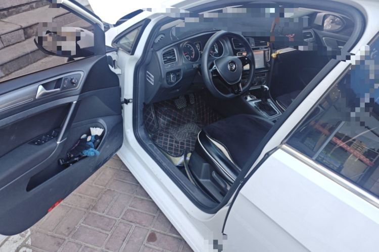 Used Volkswagen Golf 2014 1.6L Automatic Comfort Model
