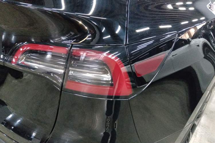 Used Tesla Model Y 2022 Rear-Wheel-Drive Version
