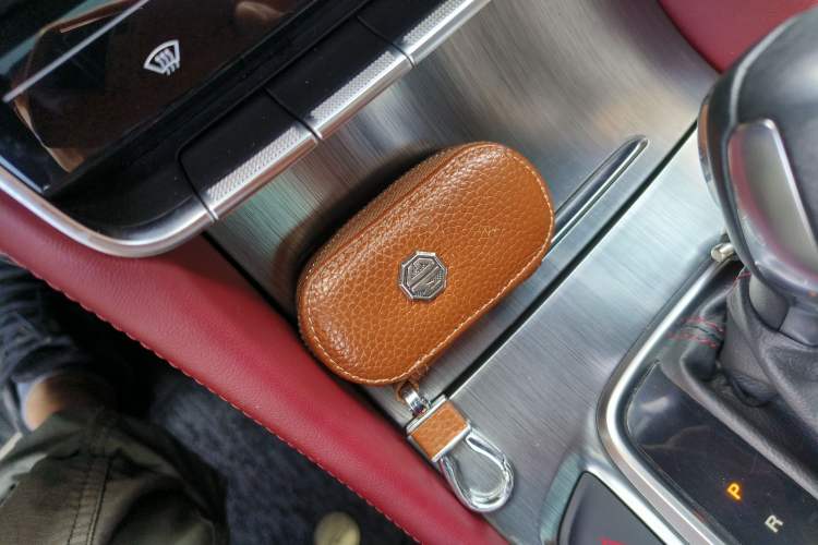 Used MG HS 2019 20T Automatic Two-Wheel Drive Trophy Super Sport Version China VI Standard