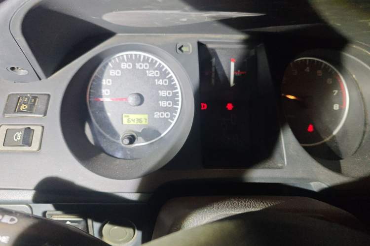 Used Leopaard Q6 2014 2.4L Two-Wheel Drive Version
