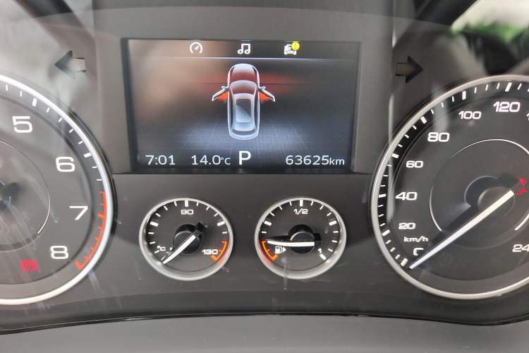 Used BORGWARD BX7 2016 28T Two-Wheel Drive Luxury Version 5 Seats