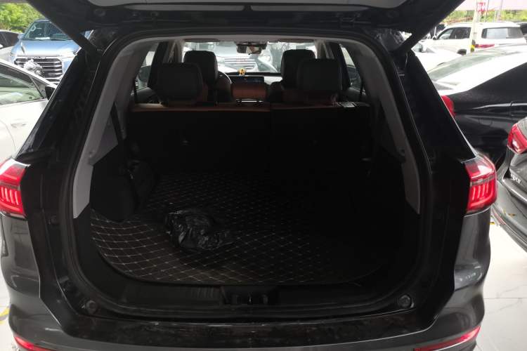 Used Chery Tiggo 8 PLUS 2021 290TGDI DCT Luxury Edition