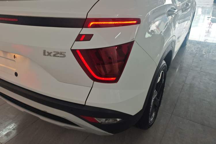 Used Hyundai ix25 2020 1.5L CVT GLS Smart Model
