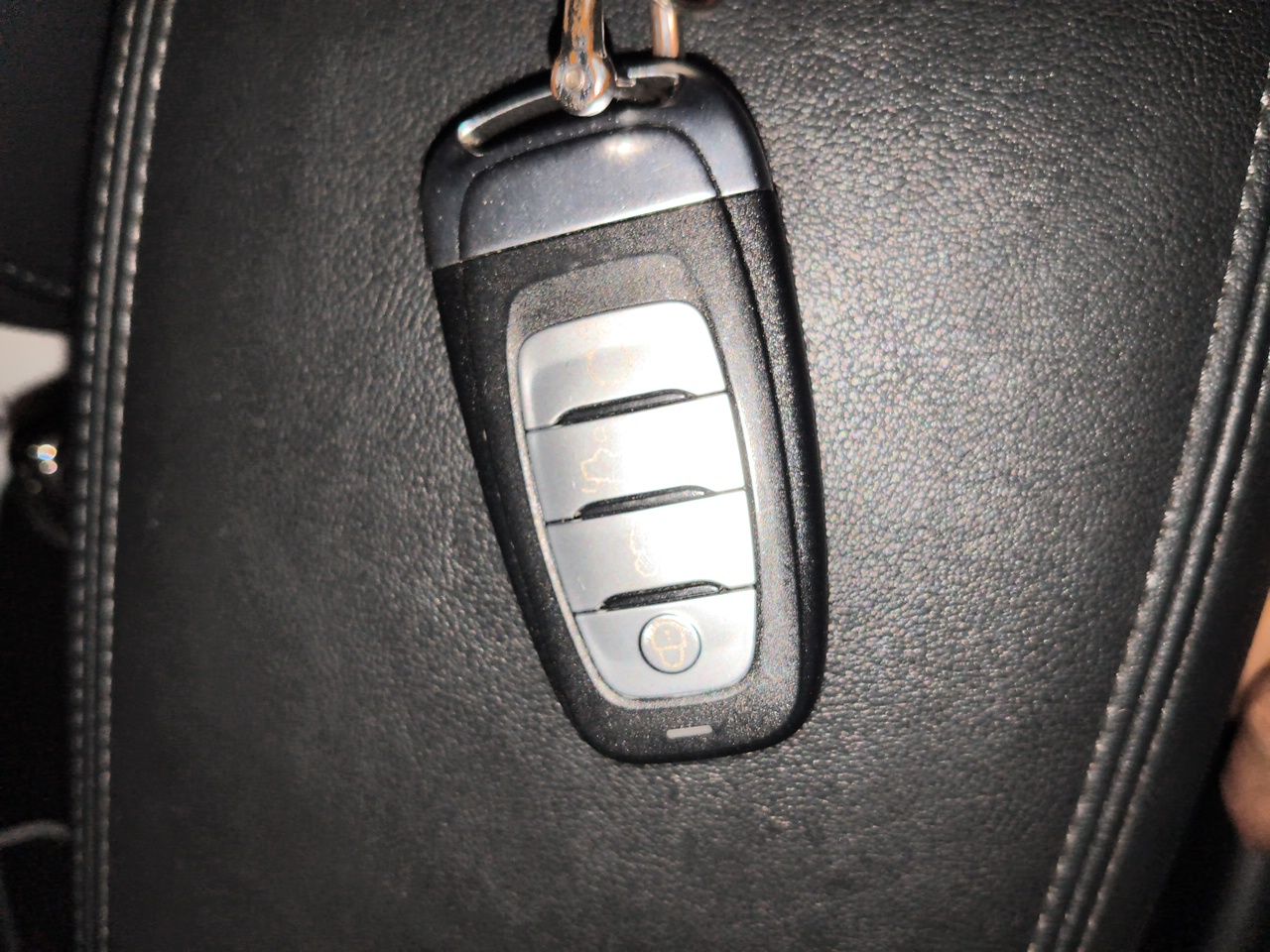 Hongqi H5 2022 Classic Model Facelift 1.8T Automatic Smart Connect Flagship Edition - Chinese Trim Xiang — снимка 20