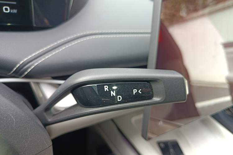 Used Xiaomi Auto SU7 2024 Rear-Drive Long-Range Intelligent Driving Version Gear Lever