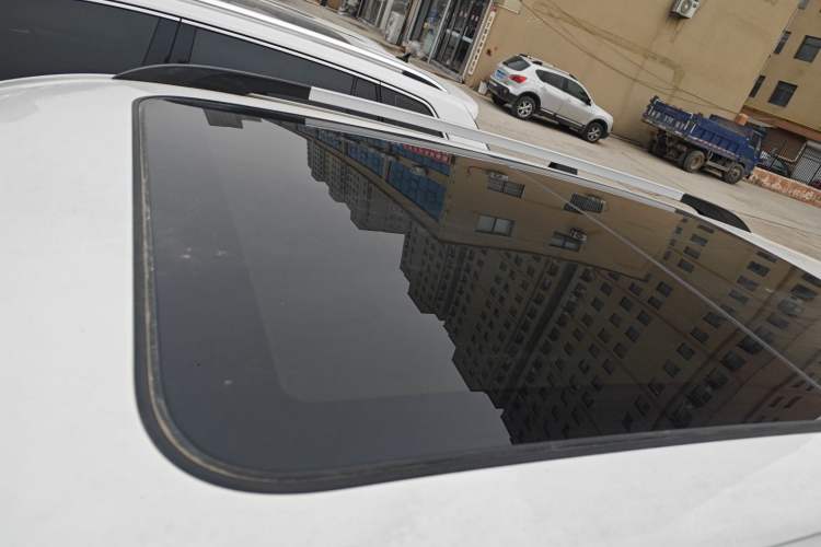 Used Dongfeng Fengon S560 2018 1.8L CVT Prestige Model Roof