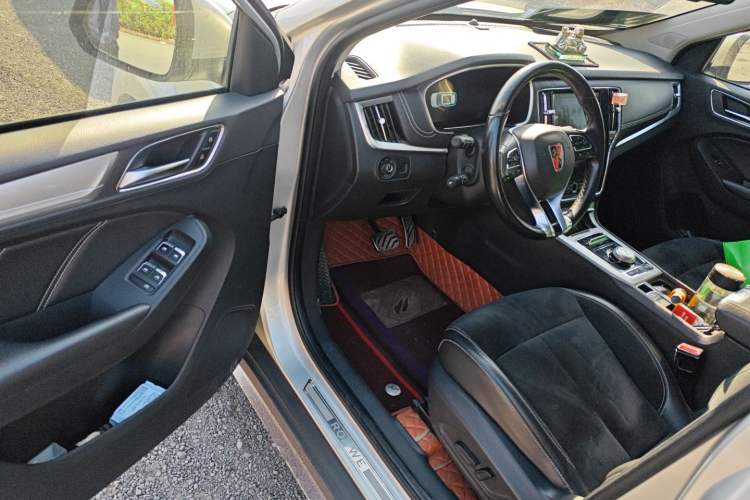 Used Roewe RX5 New Energy 2017 ERX5 EV400 Electric Internet Supreme Edition Driver Seat