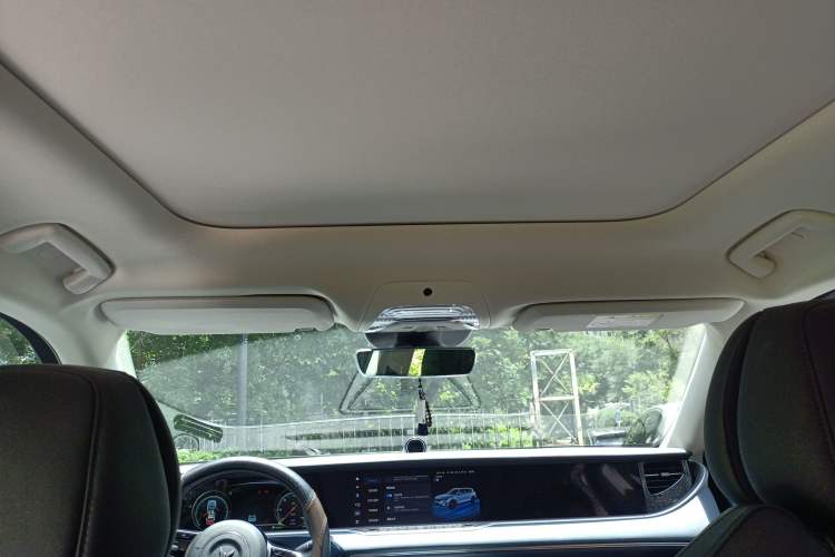 Used VOYAH FREE 2024 Ultra-Long Range Intelligent Driving Version Headliner