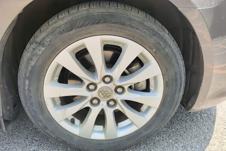 Used Buick LaCrosse 2013 2.4L SIDI Elite Comfort Version