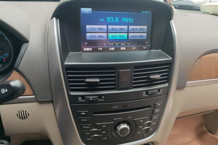 Used Buick Excelle 2015 1.5L Automatic Classic Model Audio And AC Panel