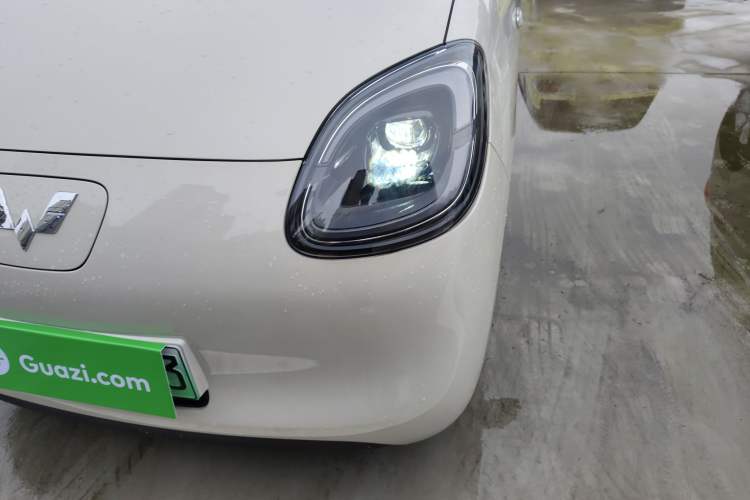 Used Wuling Hongguang MINIEV 2025 Four-Door Version Zhenxiang+ Edition Left Front Headlight