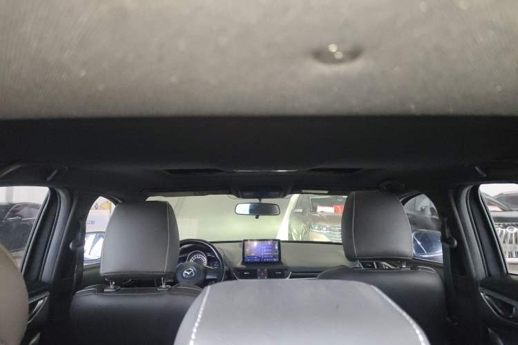 Used Mazda CX-4 2016 2.0L Automatic 2WD Blue Sky Dynamic Edition