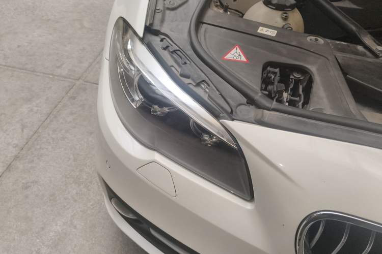 Used BMW 5 Series 2015 520i Elegant Edition
