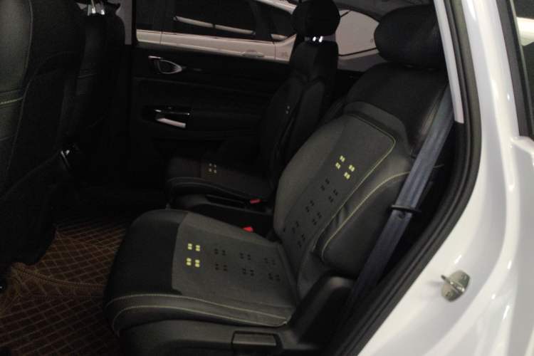 Used Baojun RM-5 2019 1.5T CVT Elite Version with 24-Hour Online Service 6 Seats Left Rear Seat