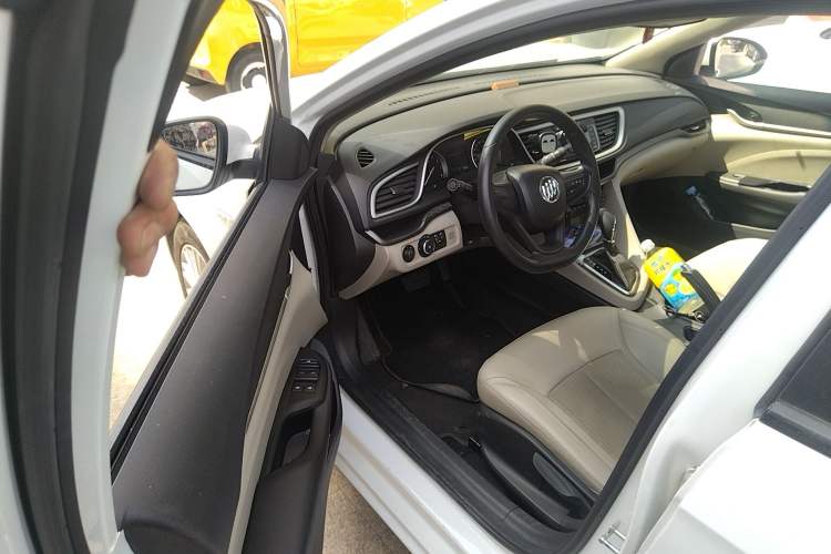 Used Buick GT 2017 15N Automatic Elite Version